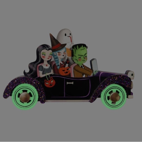 New “Frankenstein's car brooch” by LaliBlue - Picture 3 of 7